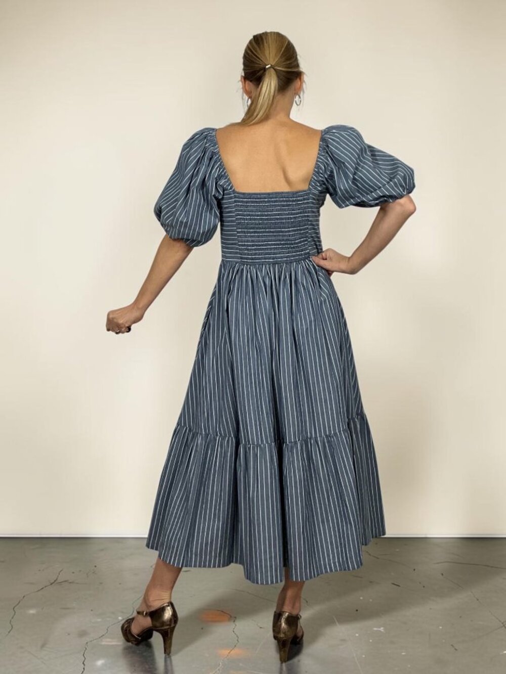 Abercrombie & Fitch Poplin Puff Sleeve Midi Dress M Blue Striped - Picture 3 of 16